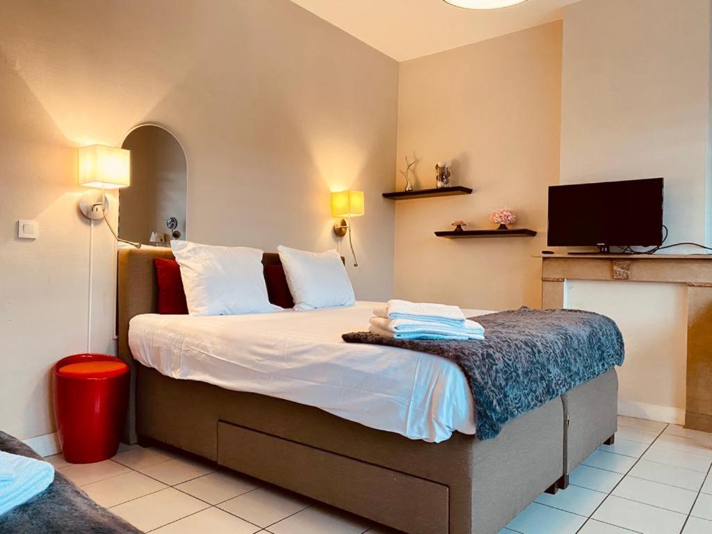 Fenetre Sur Le Standard De Liege Apartment Ougree Exterior foto